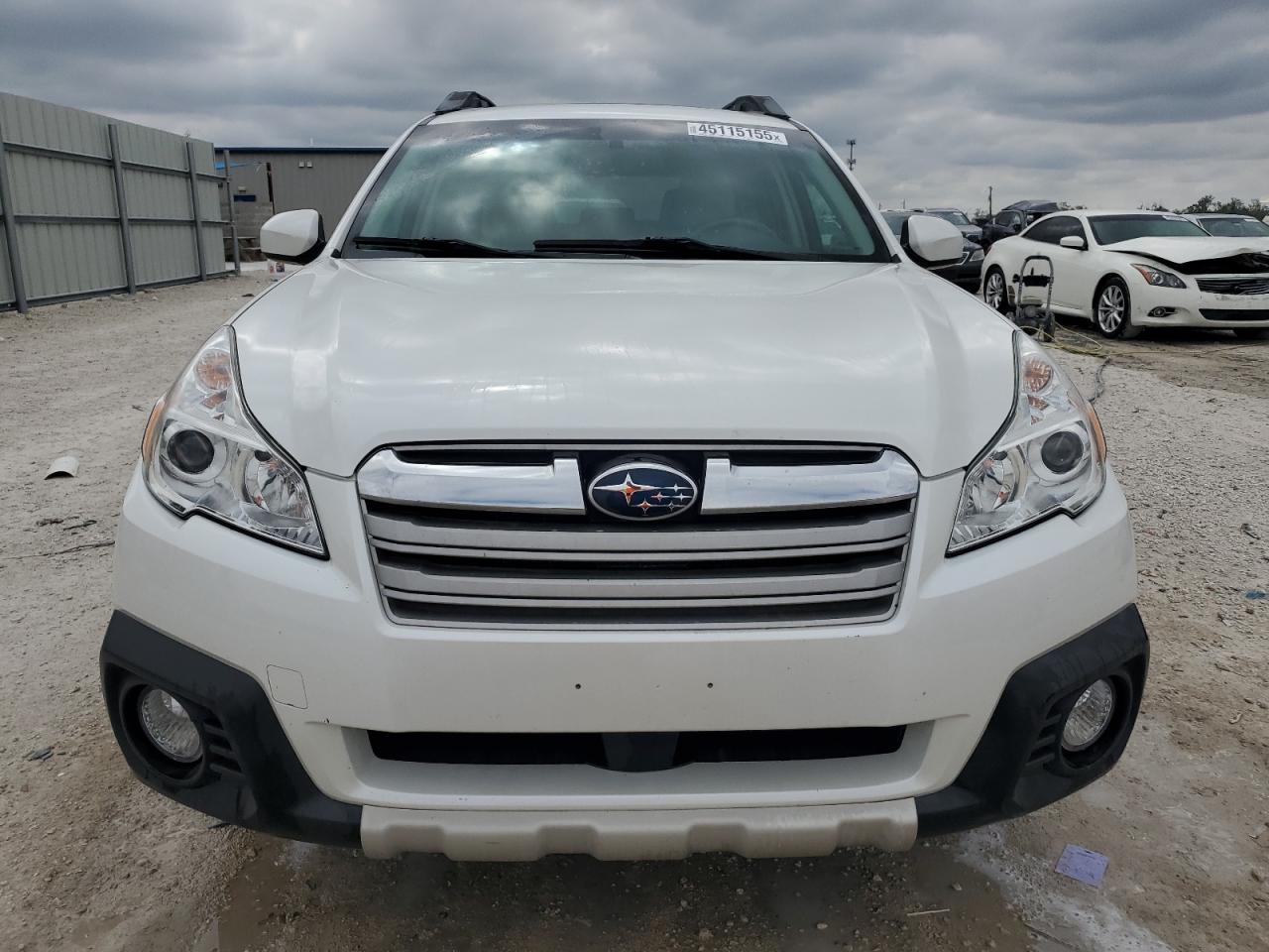 2014 Subaru Outback - Image 5