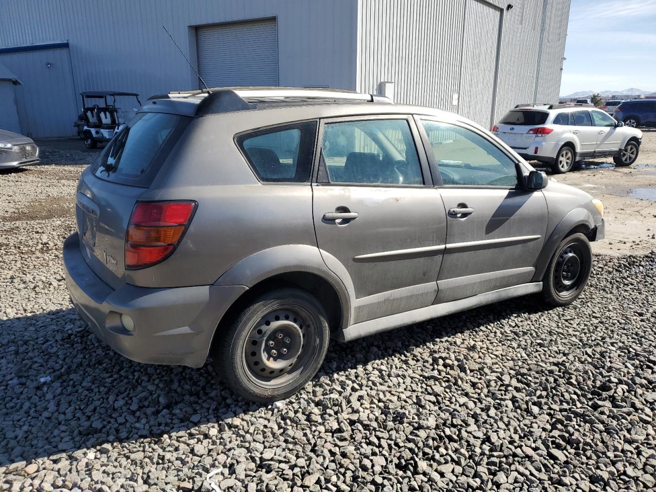 2006 Pontiac Vibe - Image 3