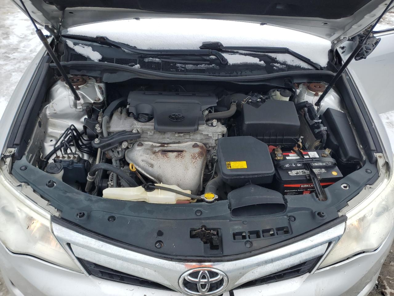 2014 Toyota Camry - Image 11
