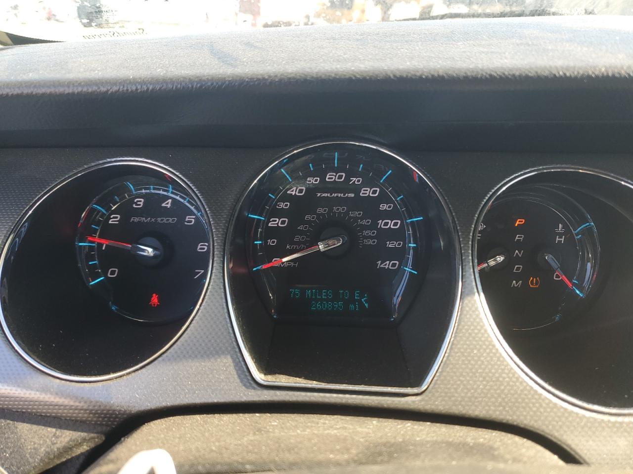 2012 Ford Taurus - Image 9