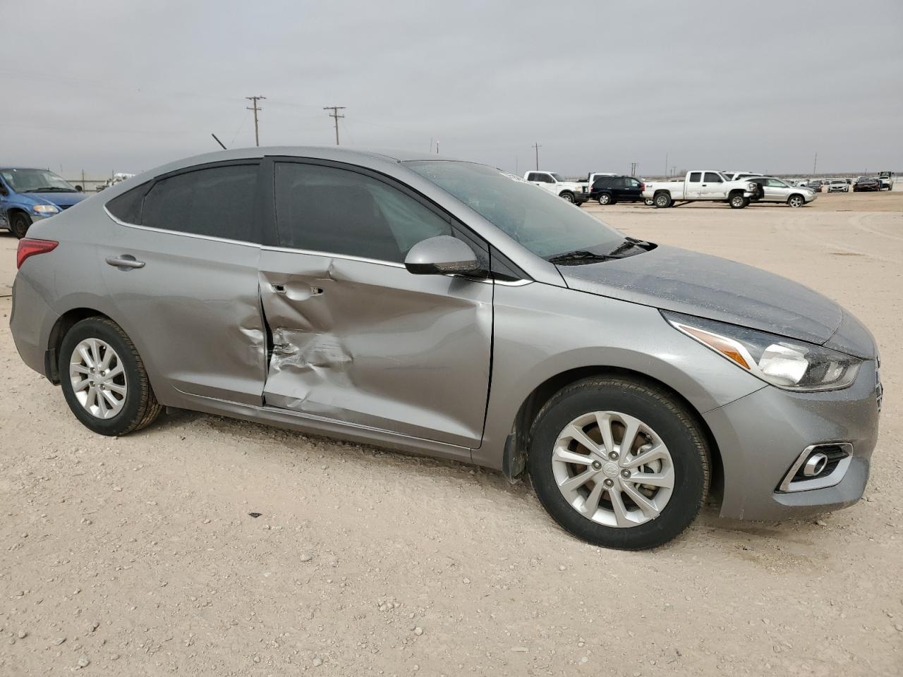 2022 Hyundai Accent - Image 4