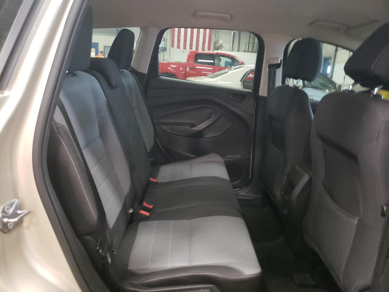 2017 Ford Escape - Image 11