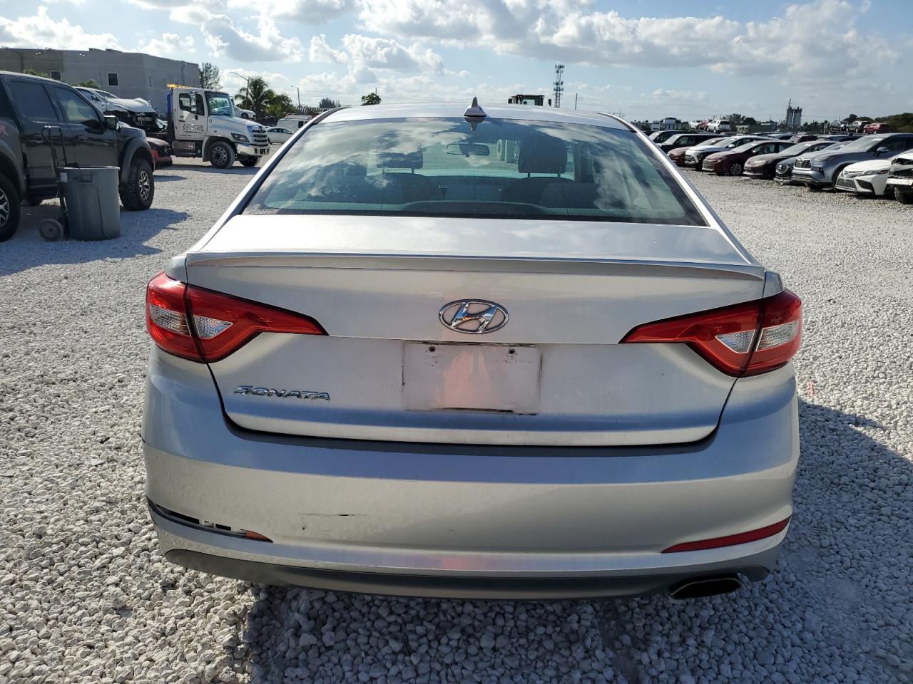 2015 Hyundai Sonata - Image 6
