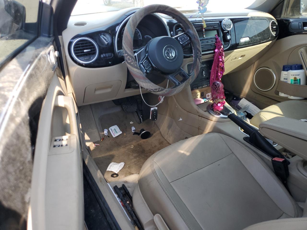 2014 Volkswagen Beetle - Image 8