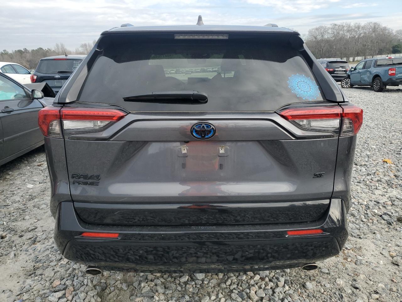 2021 Toyota RAV 4 - Image 6