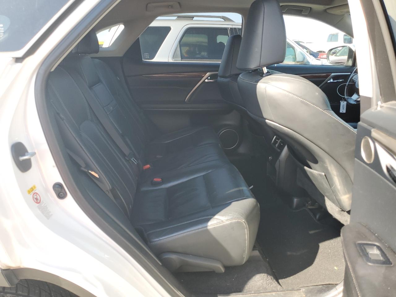 2017 Lexus RX - Image 11