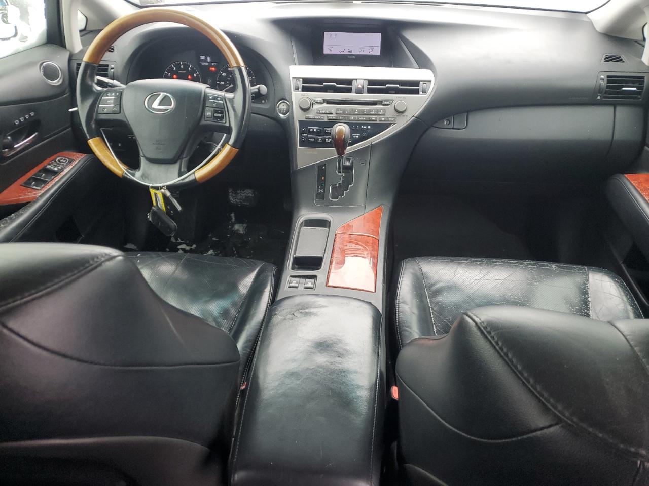 2010 Lexus RX - Image 8