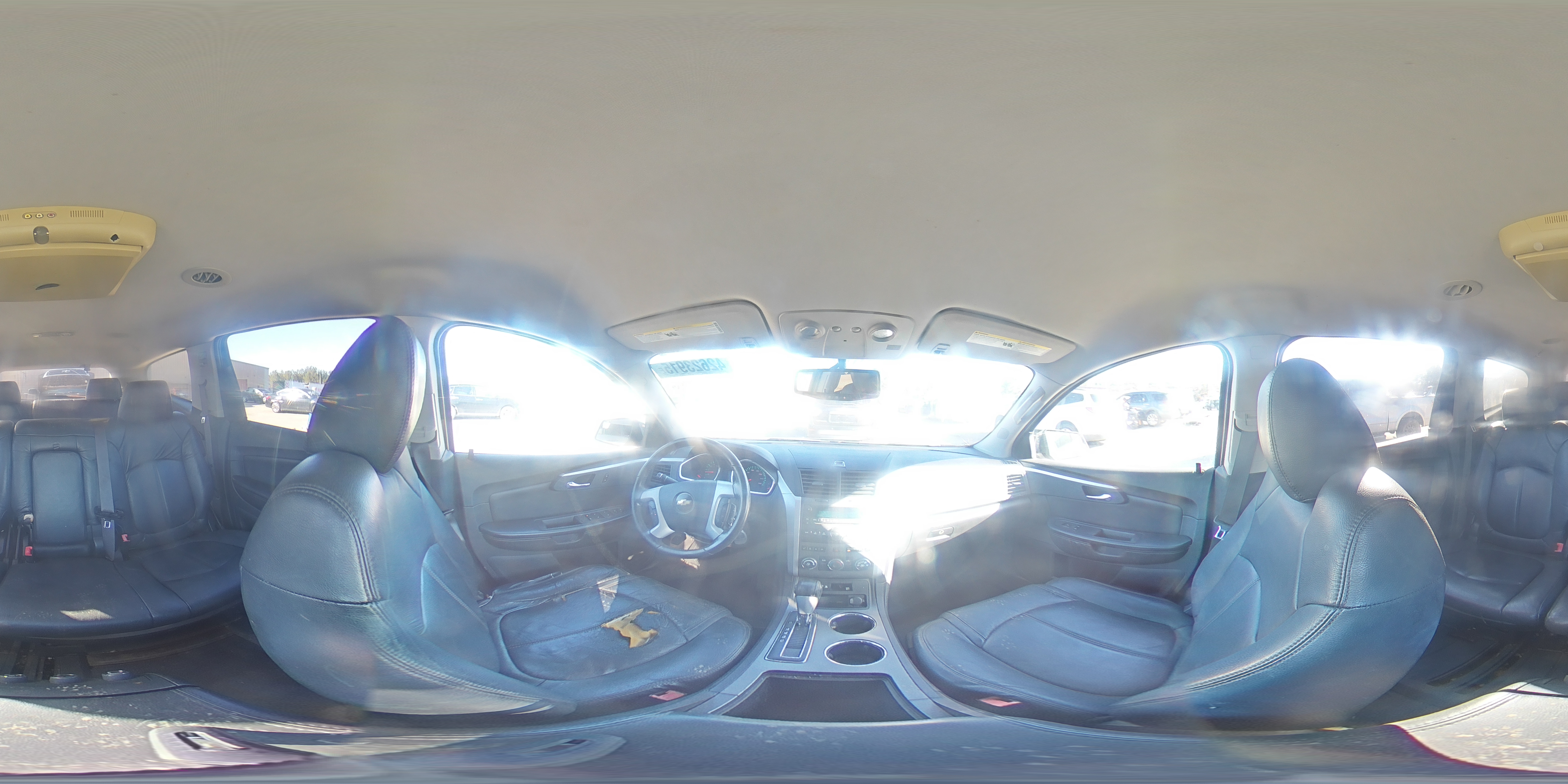 2010 Chevrolet Traverse - Image 13