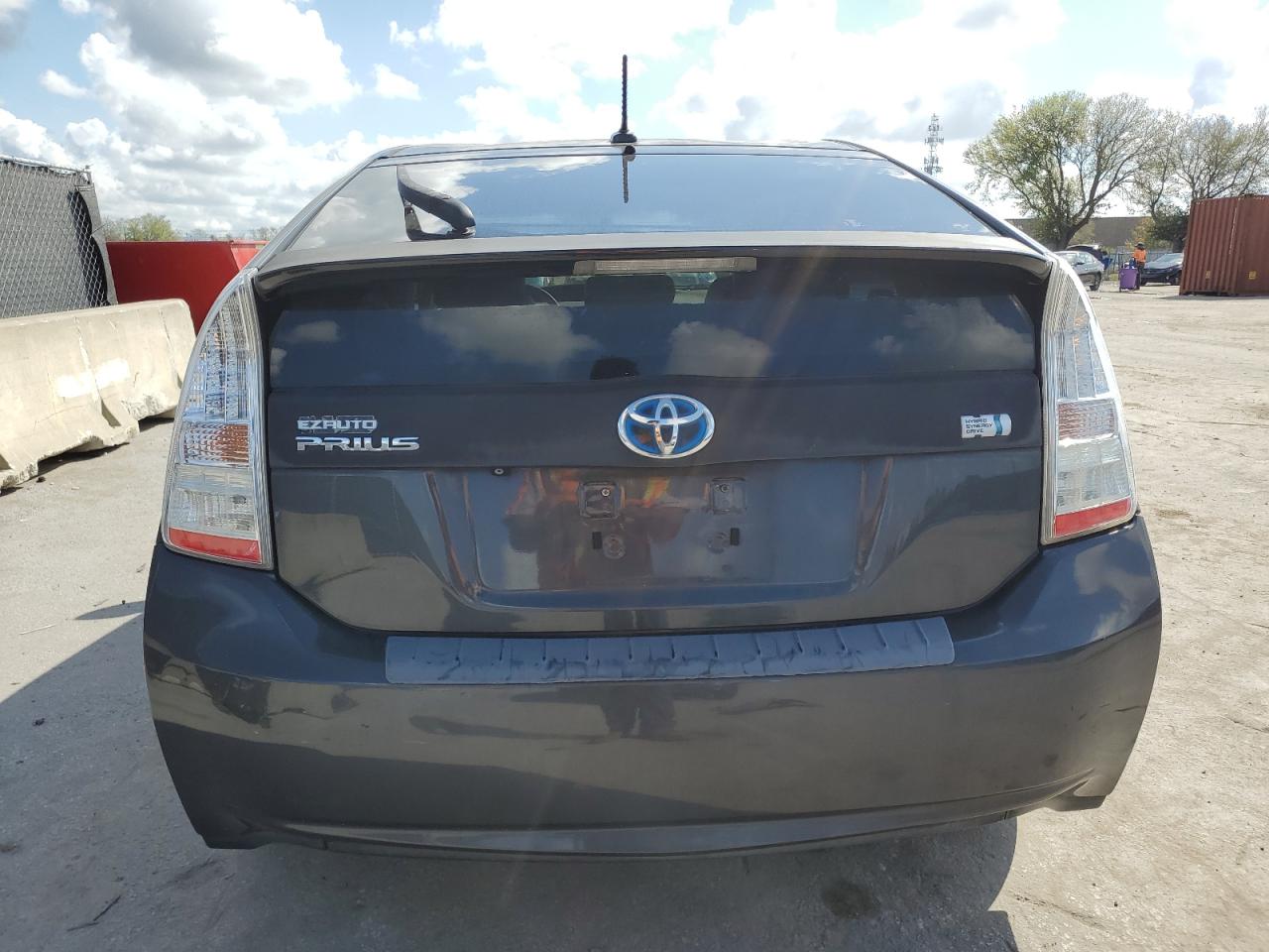 2010 Toyota Prius - Image 6