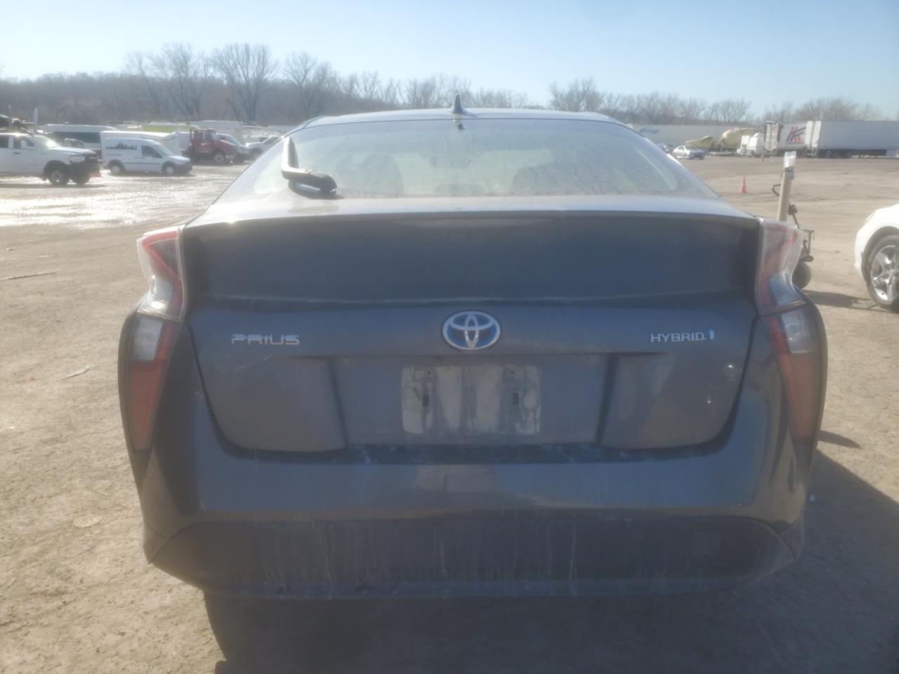 2016 Toyota Prius - Image 6