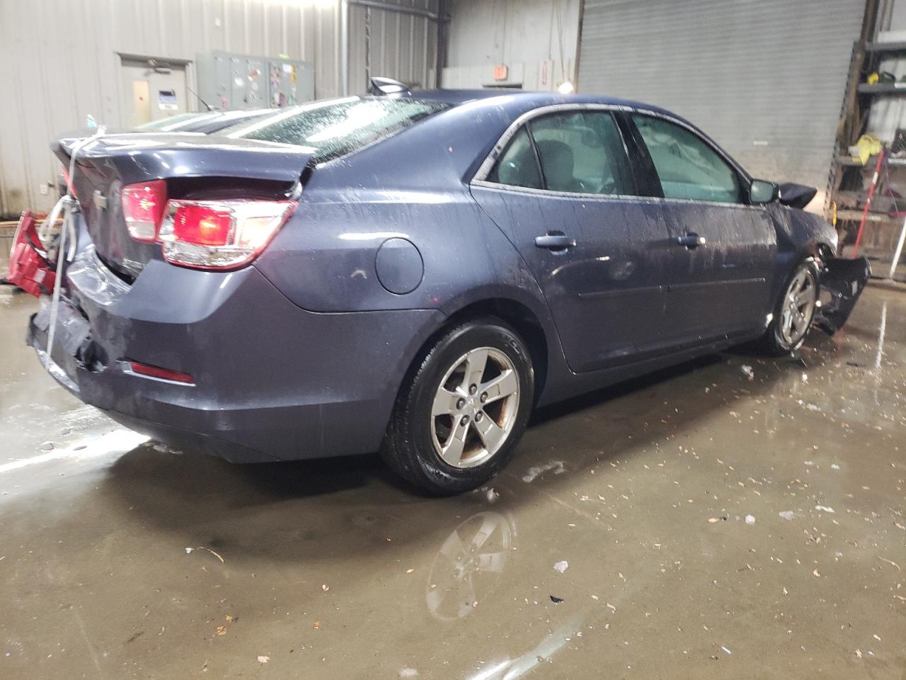 2015 Chevrolet Malibu - Image 3