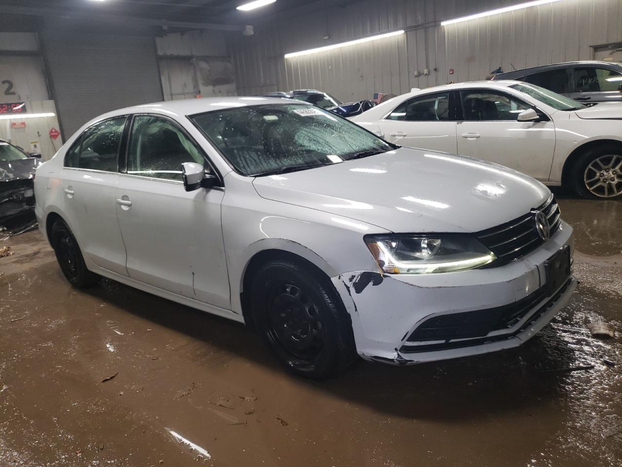 2017 Volkswagen Jetta - Image 4