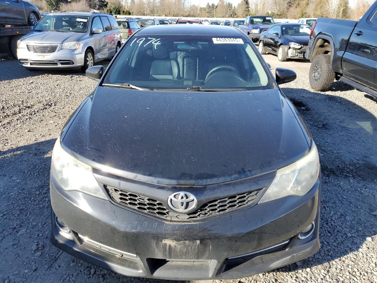 2013 Toyota Camry - Image 5
