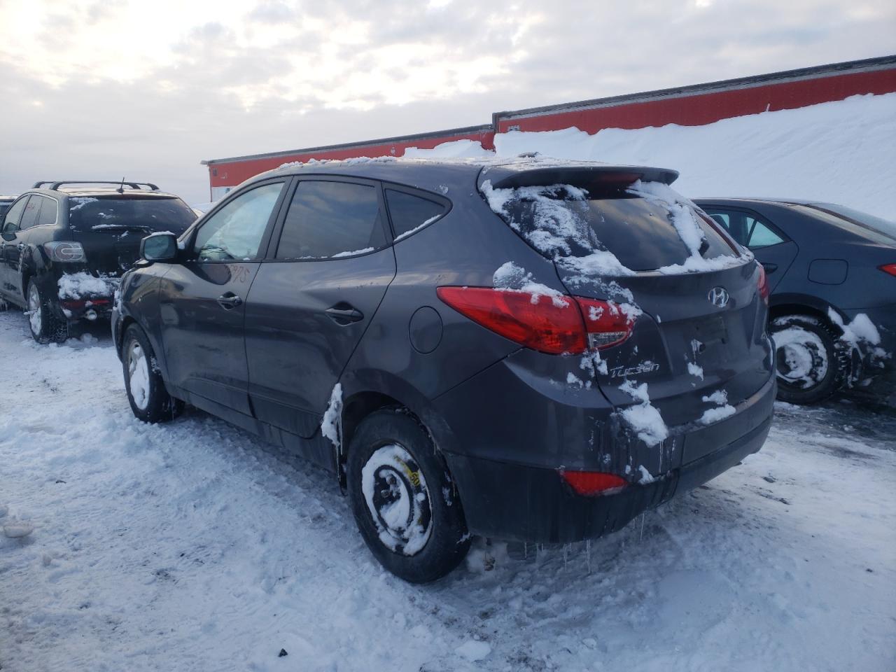 2015 Hyundai Tucson - Image 2