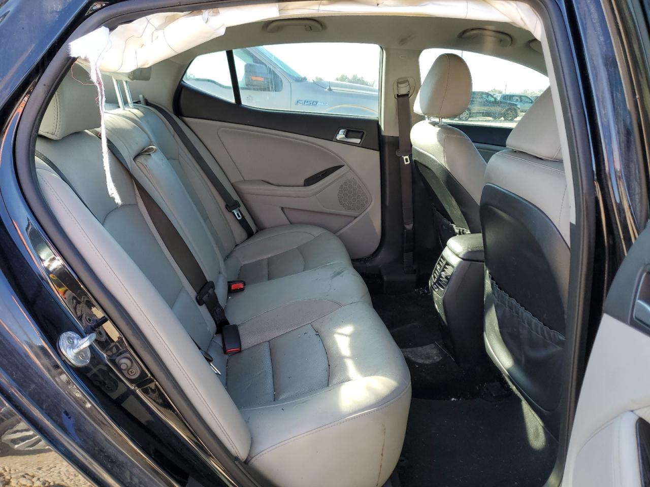 2015 Kia Optima - Image 10