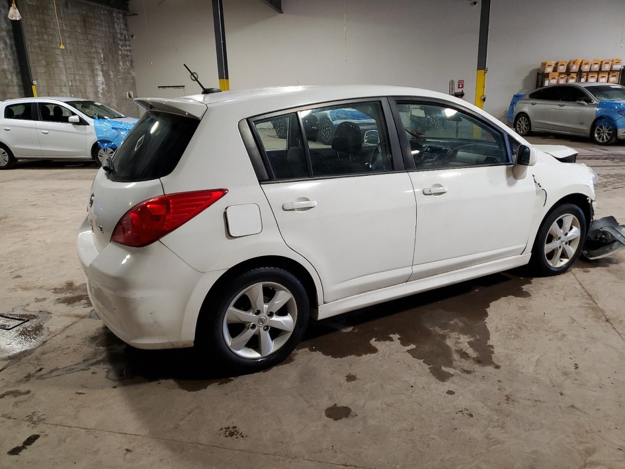 2012 Nissan Versa - Image 3