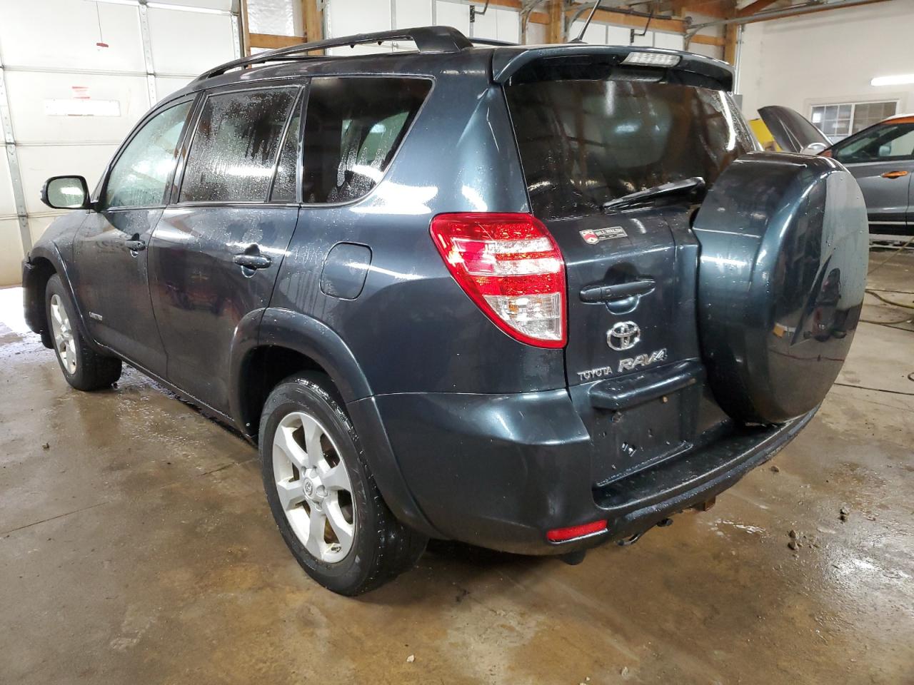 2010 Toyota RAV 4 - Image 2