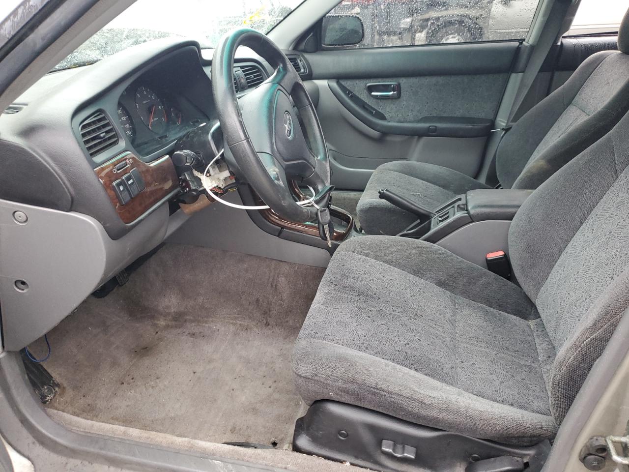 2001 Subaru Legacy - Image 7