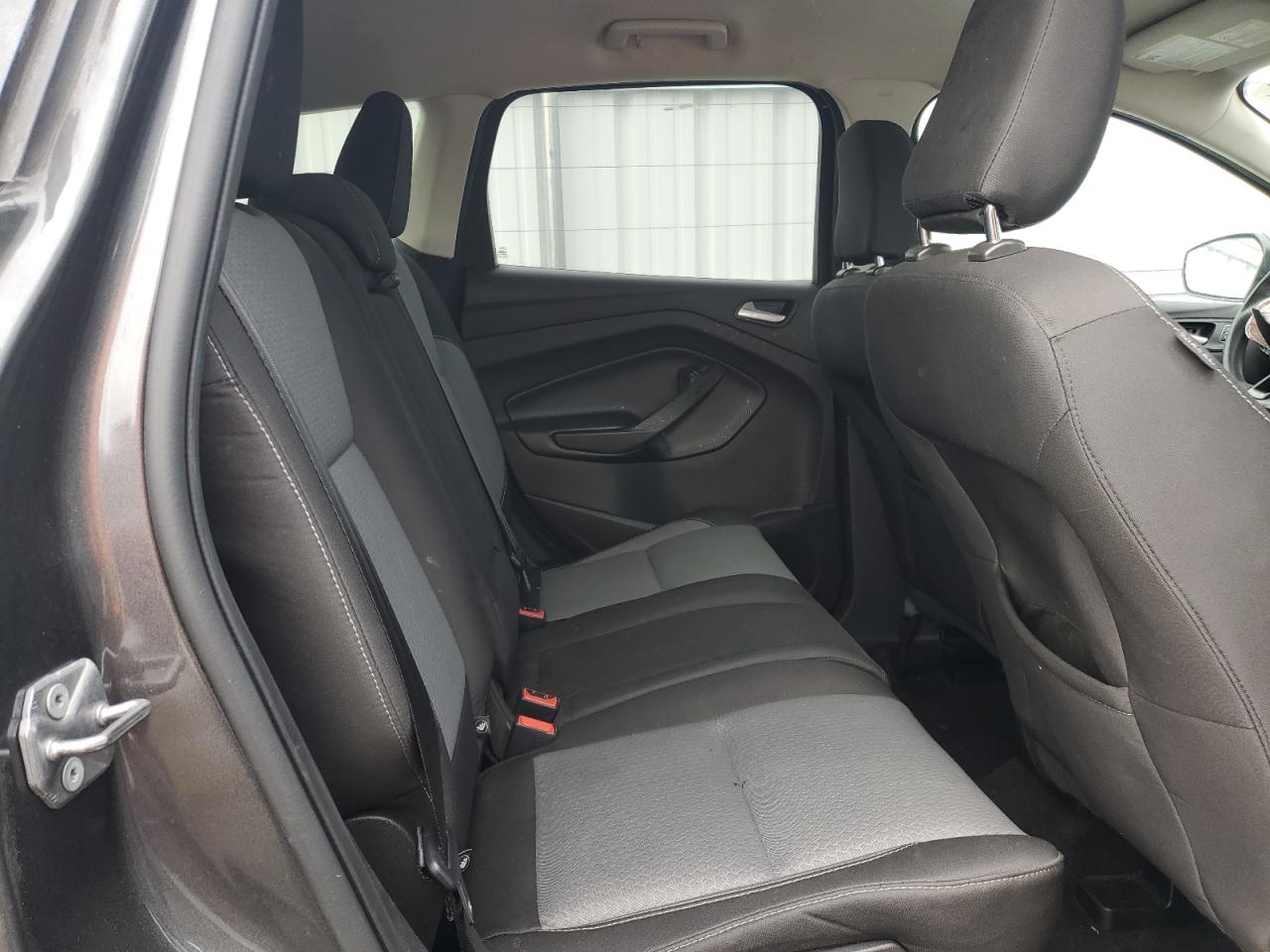 2019 Ford Escape - Image 11
