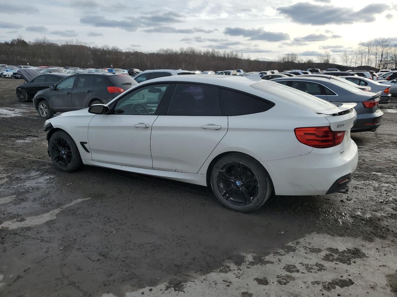 2015 BMW 3er - Image 2