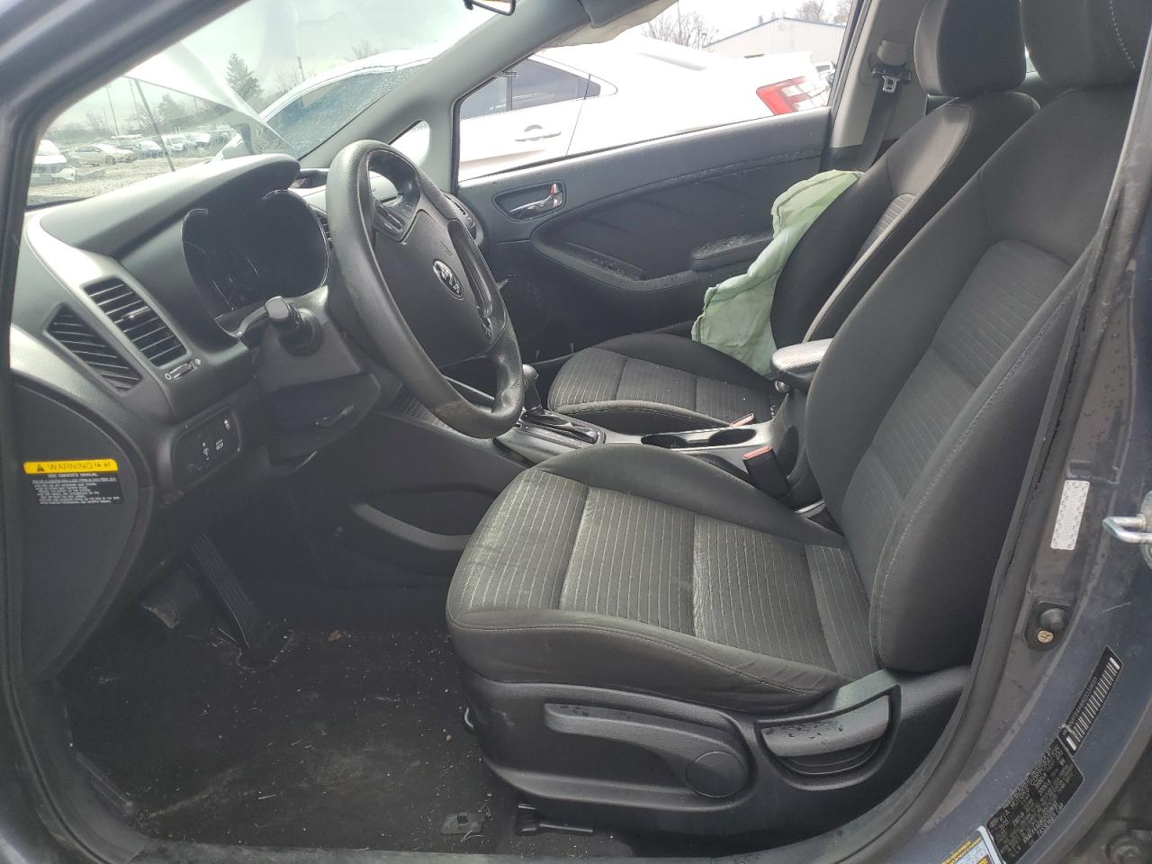 2016 Kia Forte - Image 7