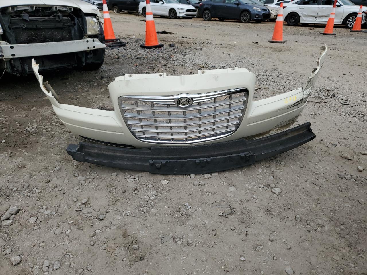 2008 Chrysler 300 - Image 12