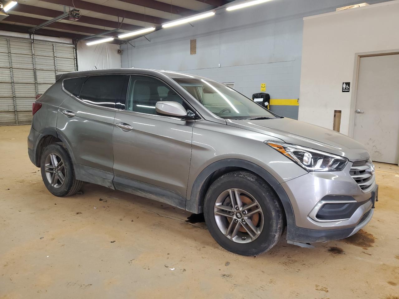 2018 Hyundai Santa Fe - Image 4