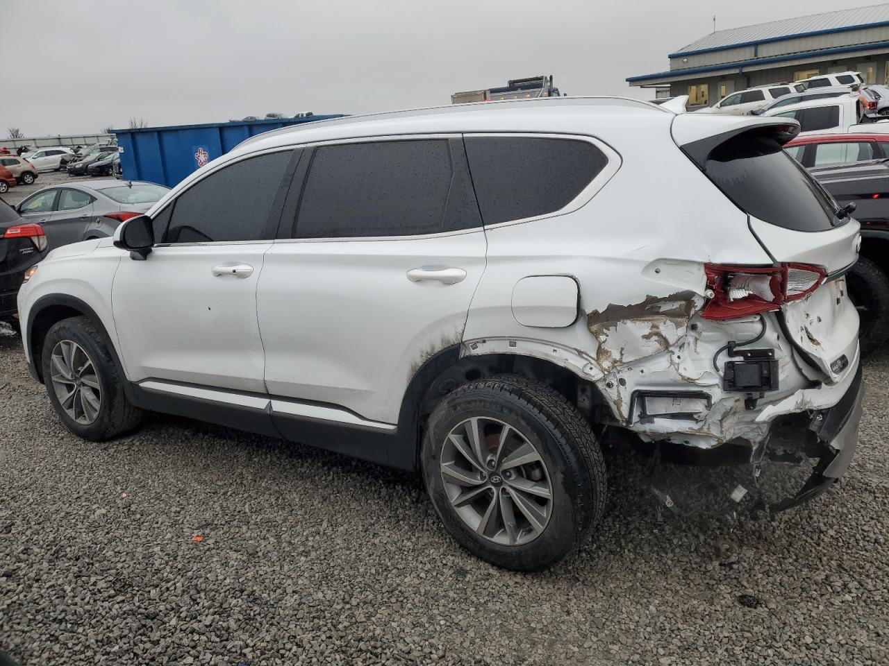 2020 Hyundai Santa Fe - Image 2