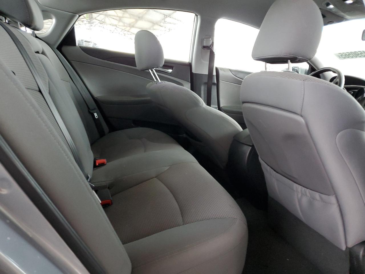 2014 Hyundai Sonata - Image 10