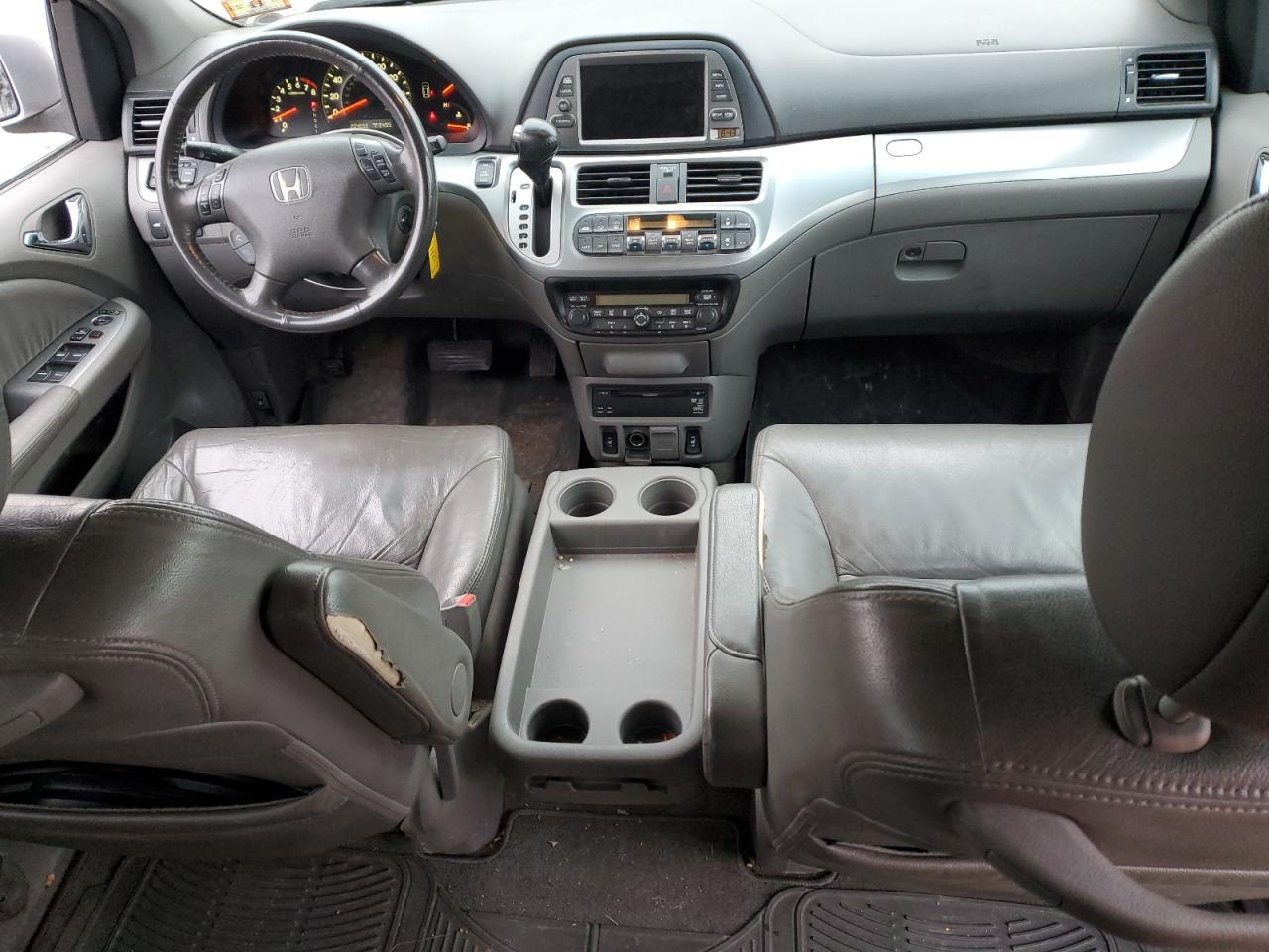 2010 Honda Odyssey - Image 8