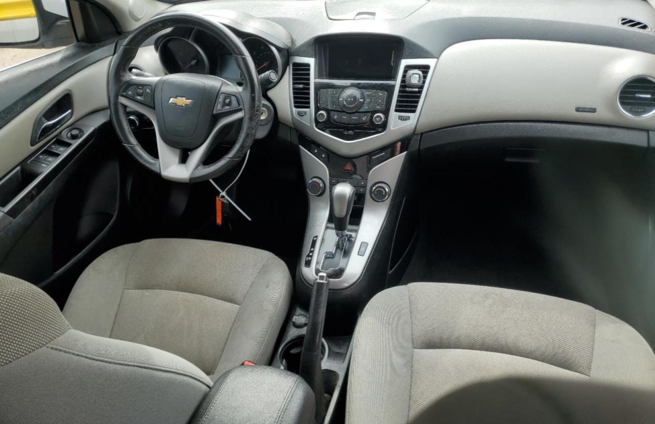 2013 Chevrolet Cruze - Image 8