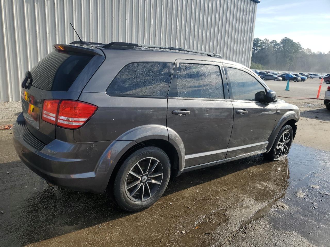 2018 Dodge Journey - Image 3