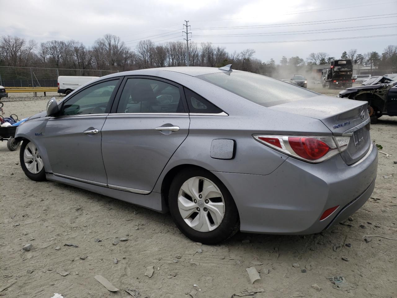 2015 Hyundai Sonata - Image 2