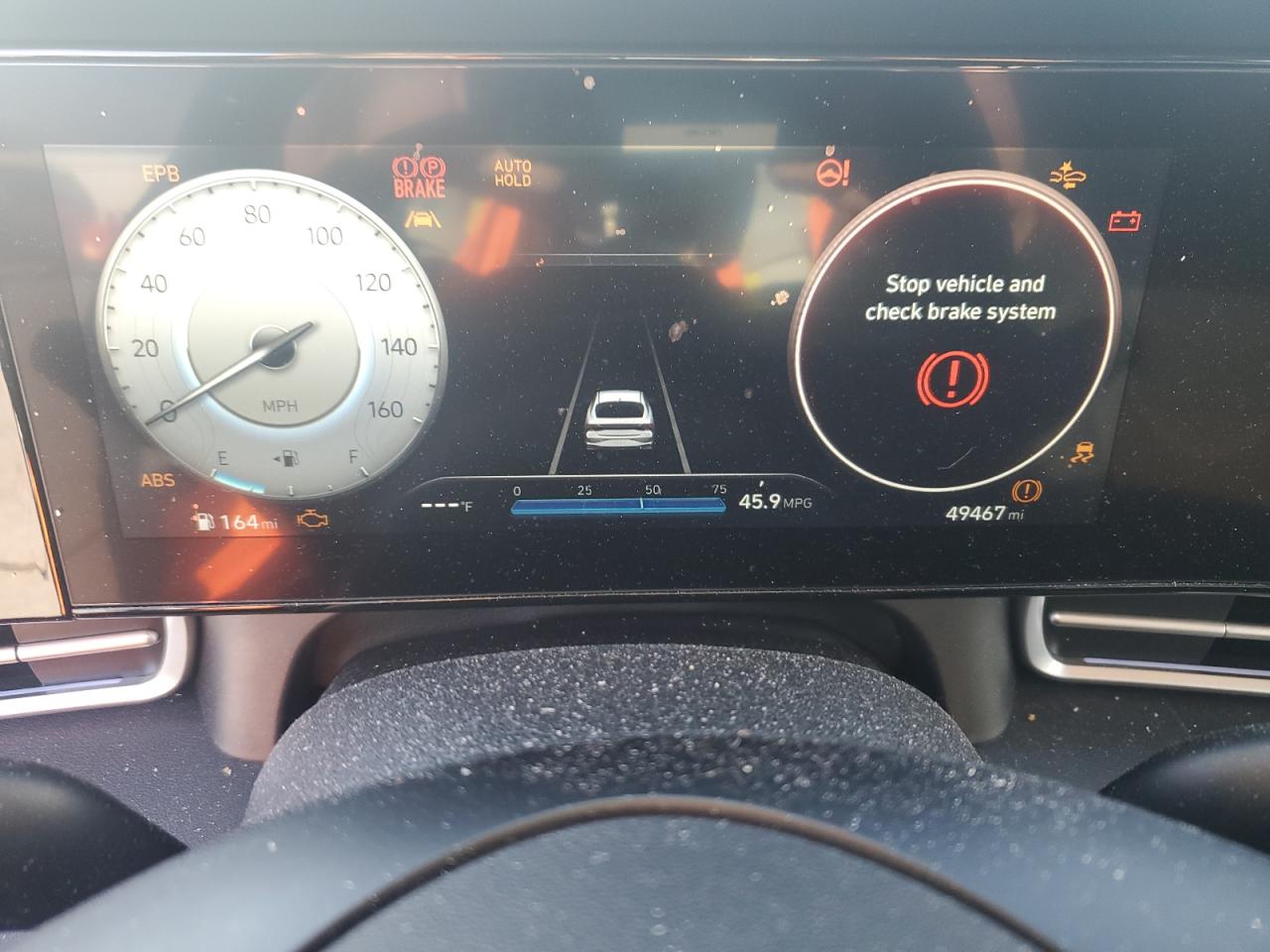 2023 Hyundai Elantra - Image 9