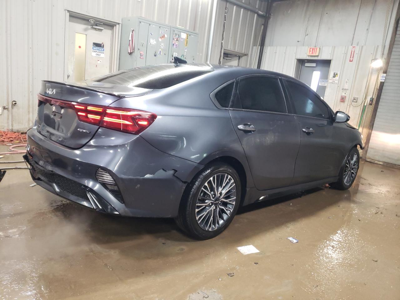 2023 Kia Forte - Image 3