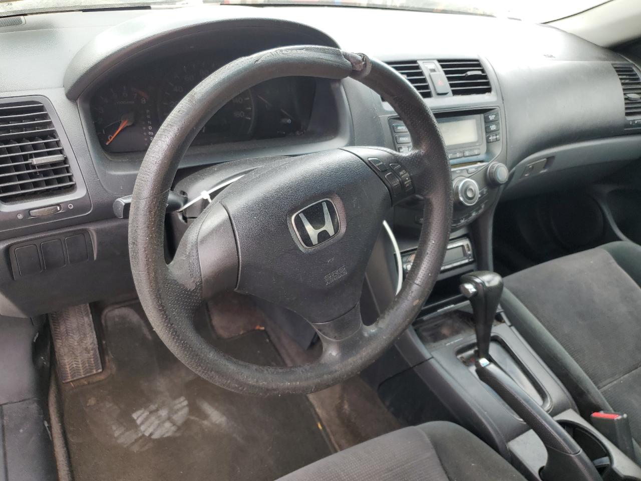 2005 Honda Accord - Image 8