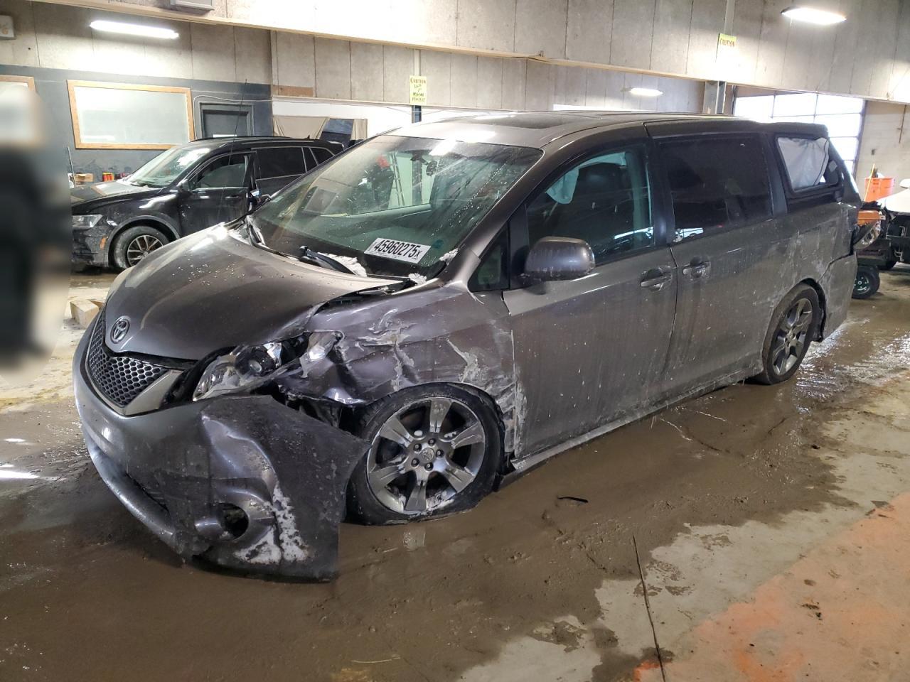 2011 Toyota Sienna - Image 1