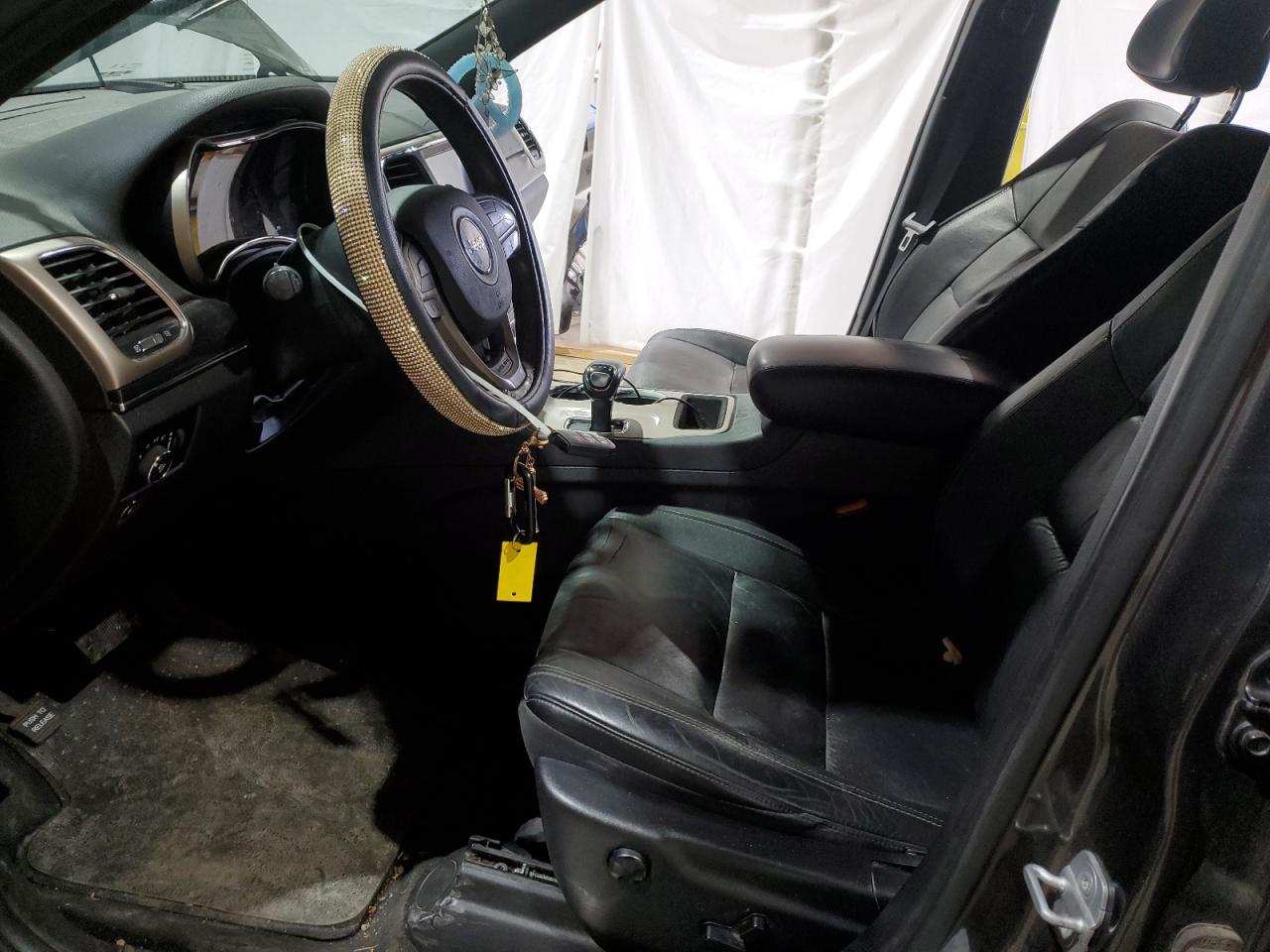 2014 Jeep Grand Cherokee - Image 7