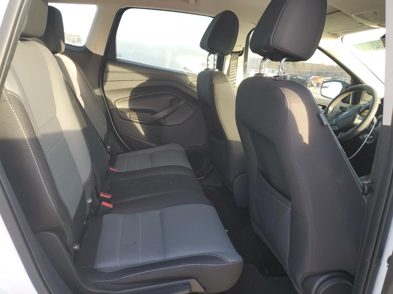 2017 Ford Escape - Image 11