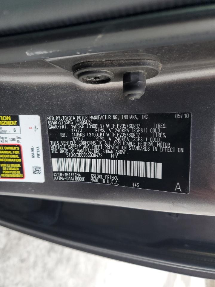 2011 Toyota Sienna - Image 13