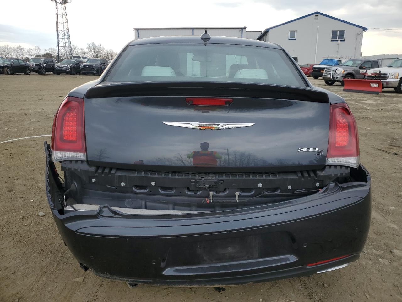 2018 Chrysler 300 - Image 6