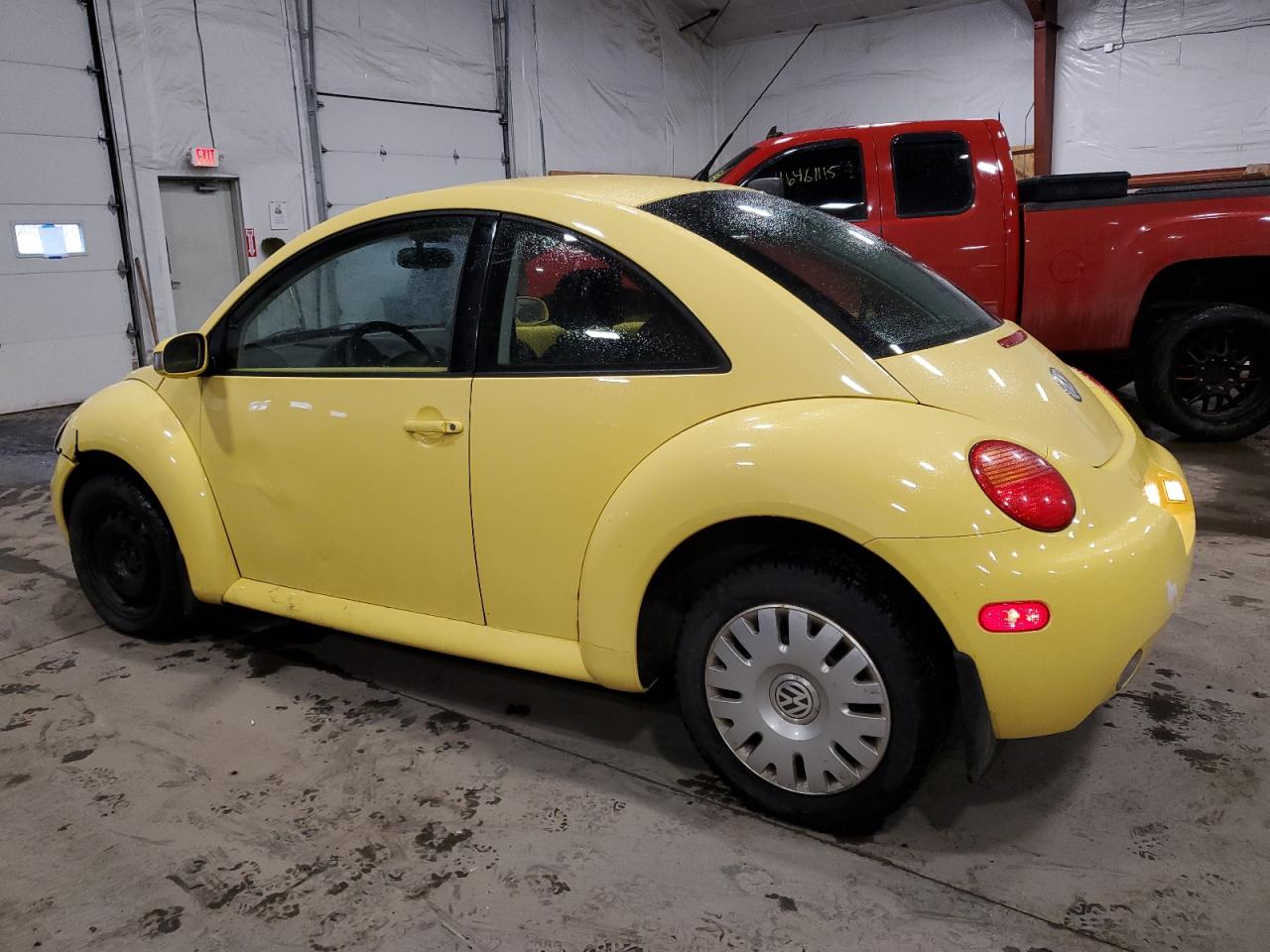 2004 Volkswagen Beetle - Image 2