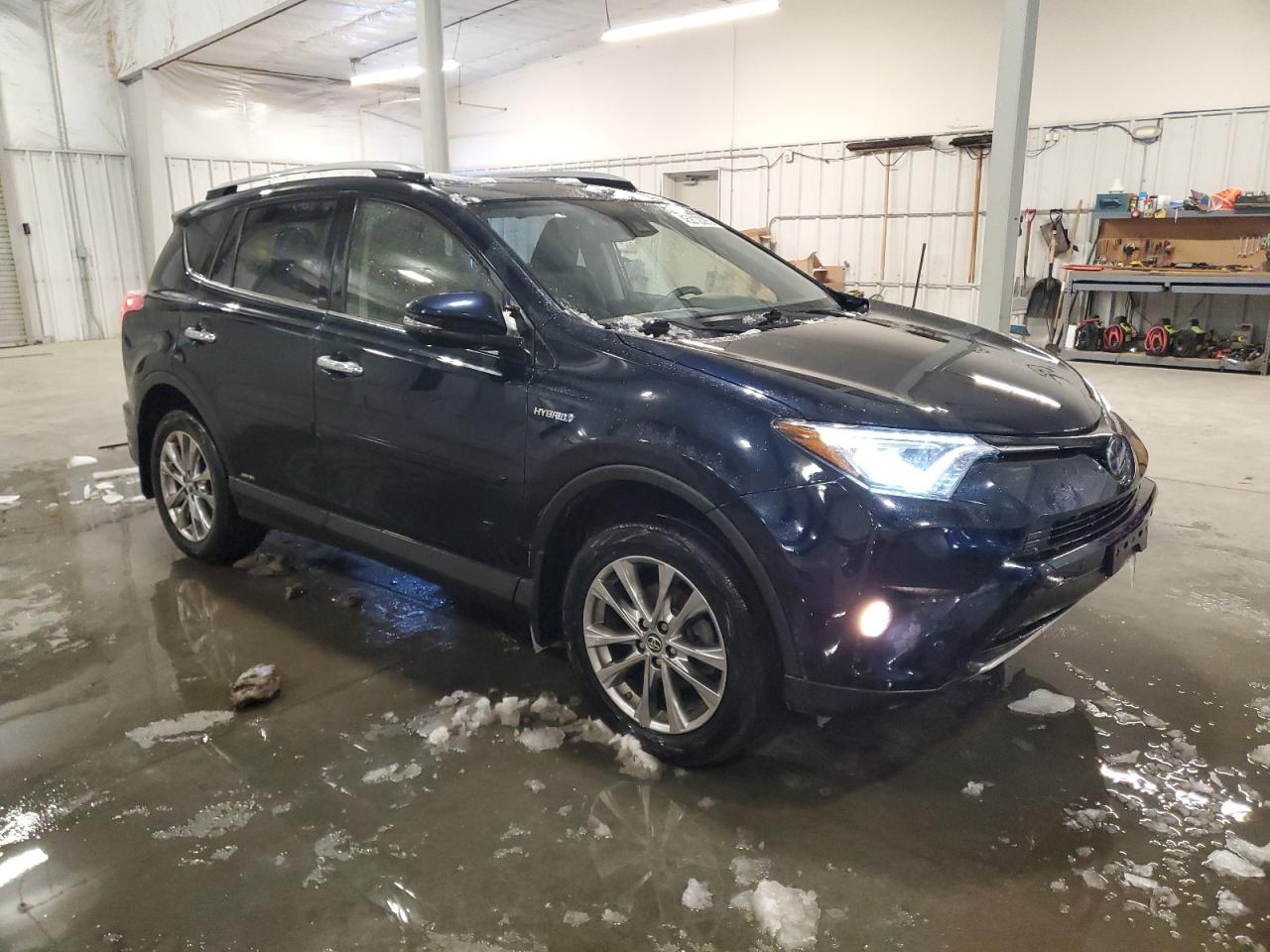 2017 Toyota RAV 4 - Image 4