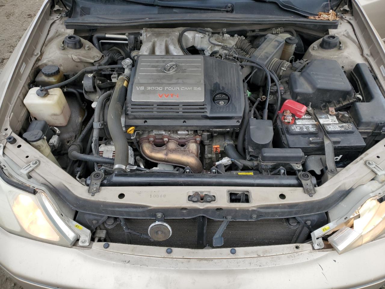 2000 Toyota Avalon - Image 11