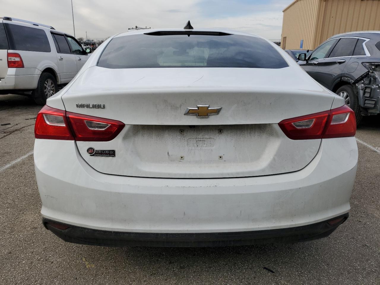 2017 Chevrolet Malibu - Image 6