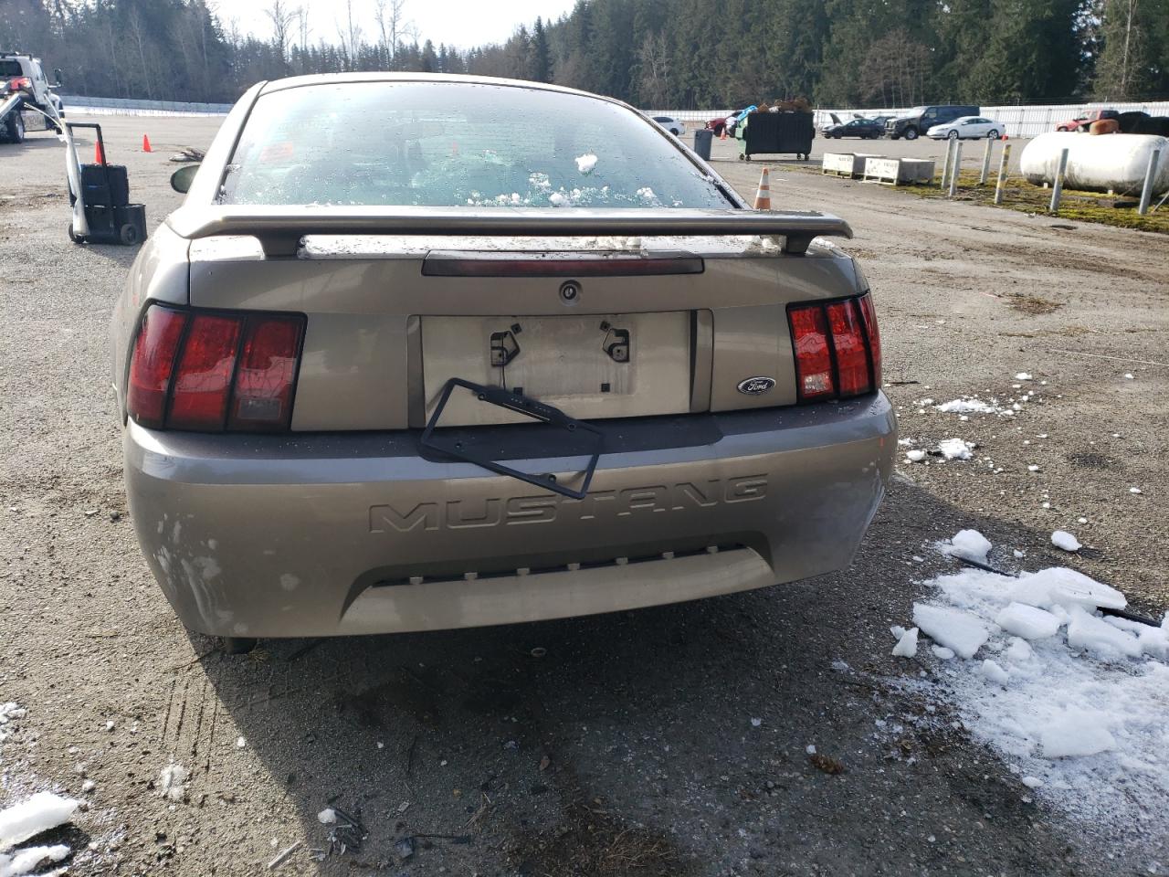 2002 Ford Mustang - Image 6