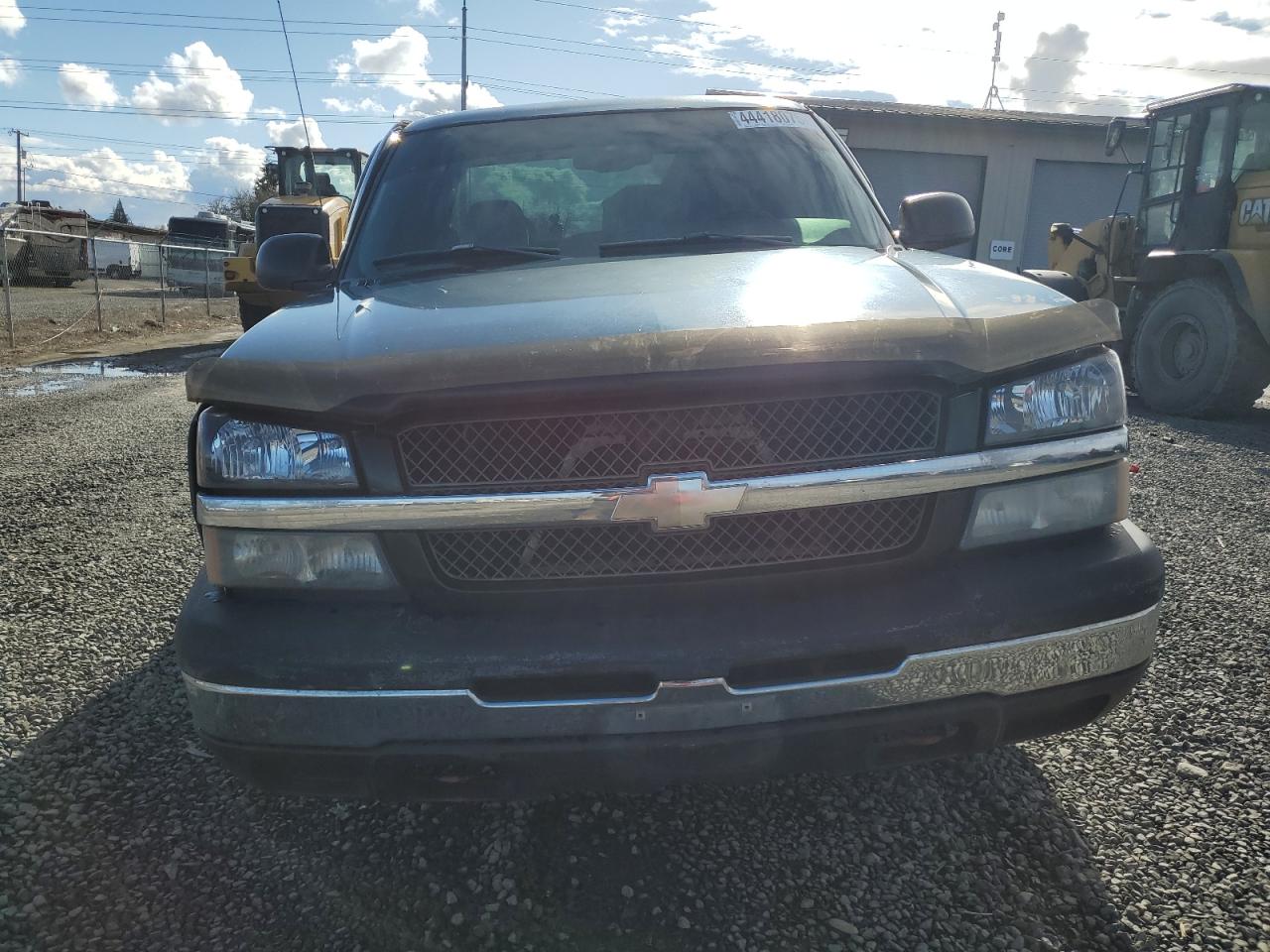 2004 Chevrolet Silverado - Image 5