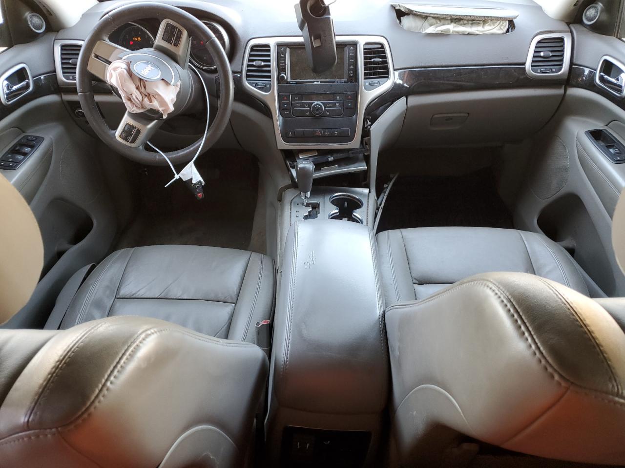 2012 Jeep Grand Cherokee - Image 8