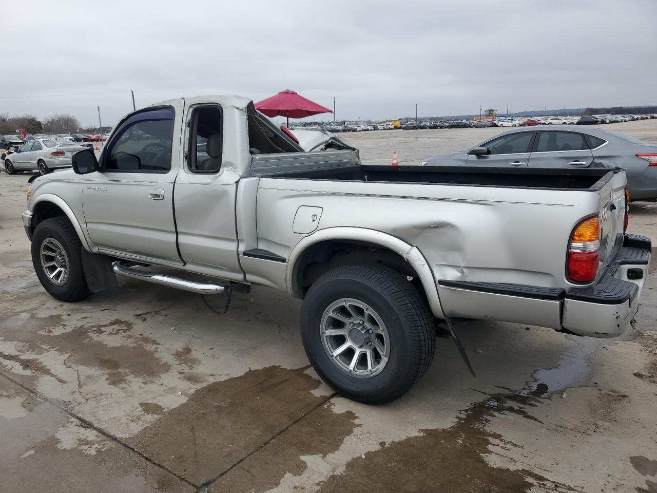 2003 Toyota Tacoma - Image 2