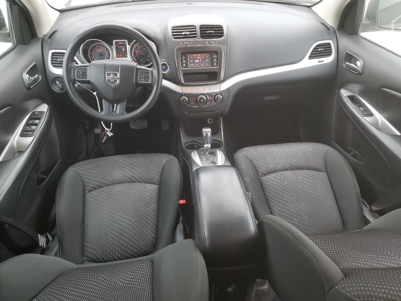 2011 Dodge Journey - Image 8
